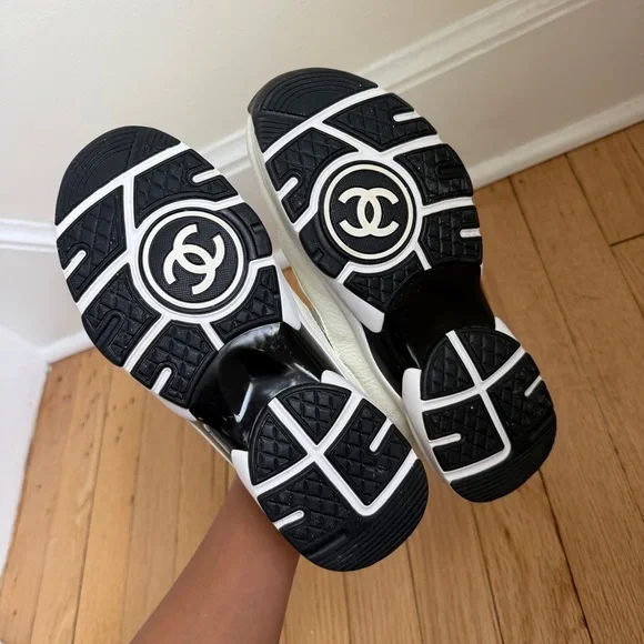 HTF Chanel Rev Sneakers in White and Black US 6 Womens - Picture 6 of 9